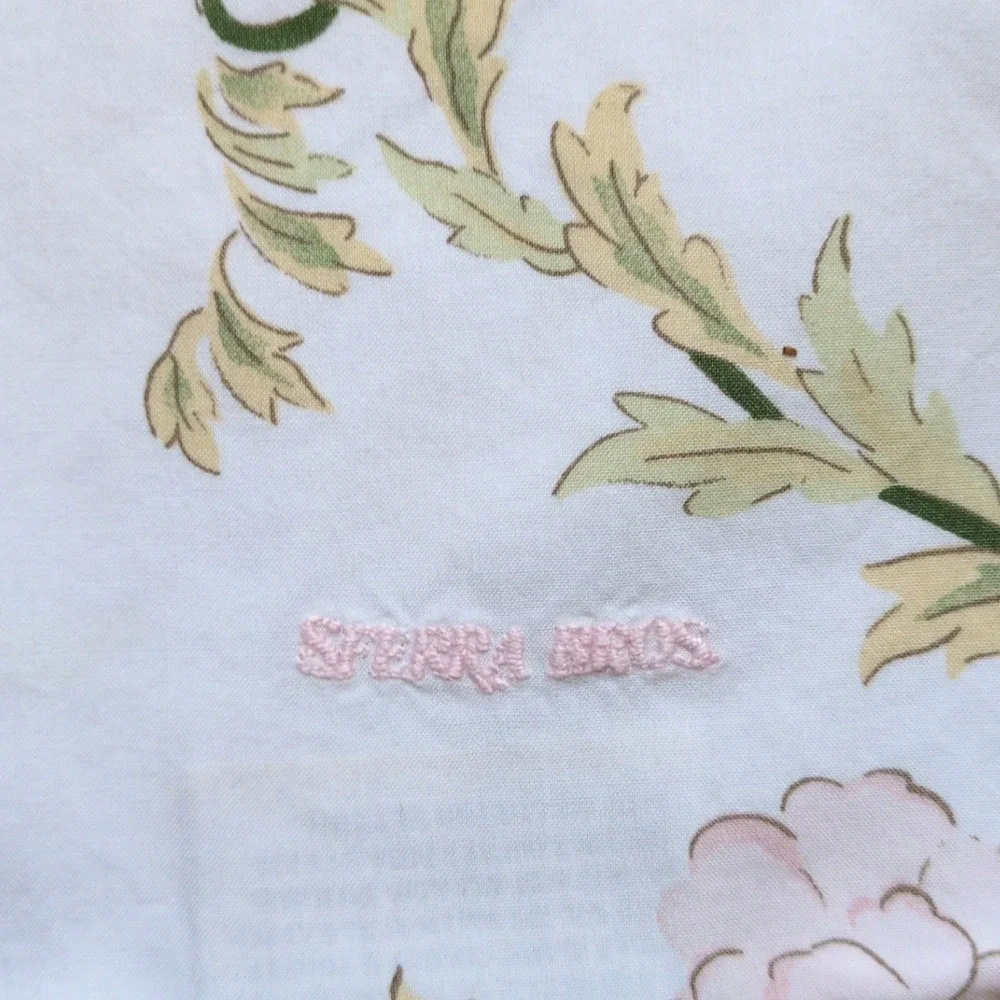 Sferra Floral Standard Cotton Pillowcase - Scalloped Edge EUC‎ Cottage